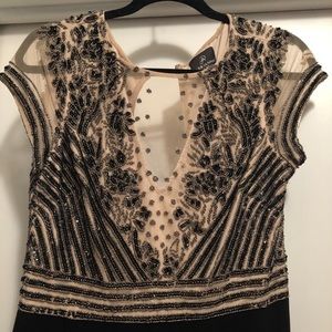 Adrianna Papell nude/black gown